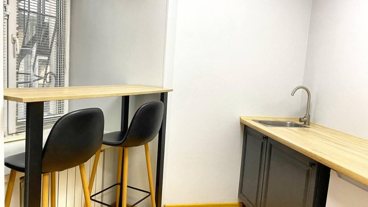 Uneed Rooms M1 Київ Екстер'єр фото